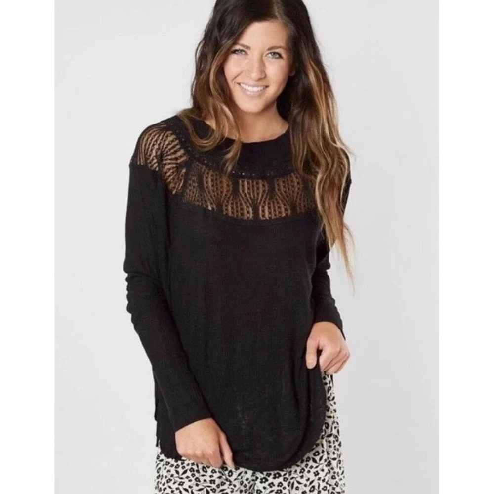 Free People Black Waffle‎ Knit Slouchy Top Long Sleeve Lace Raw Hem Sz SM Goth